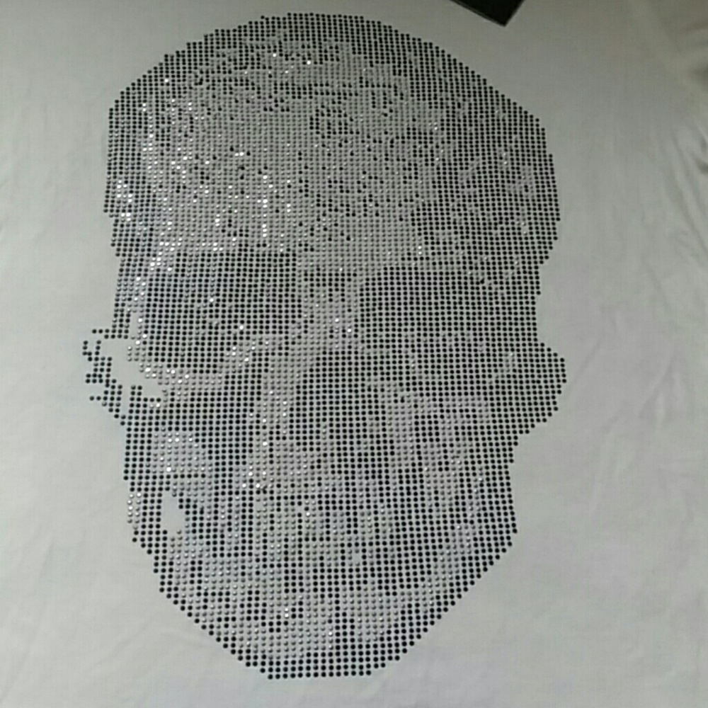 Romeo and Juliet Couture Skull studded tee shirt